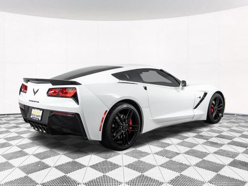 Used 2019 Chevrolet Corvette Stingray Coupe w/ Battery Protection Package RWD image 19