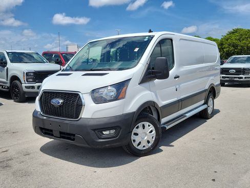 Used 2025 Ford Transit 250 Low Roof w/ Exterior Upgrade Package RWD image 31
