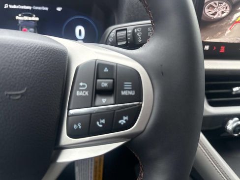 New 2026 Ford Explorer Active w/ Active Comfort Package image 12
