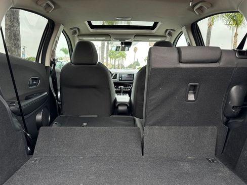 Used 2022 Honda HR-V EX image 32