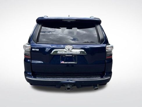 Used 2021 Toyota 4Runner Limited AWD/4WD image 6