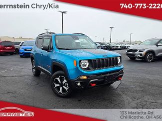 Used 2021 Jeep Renegade Trailhawk w/ Sun & Sound Group video 1