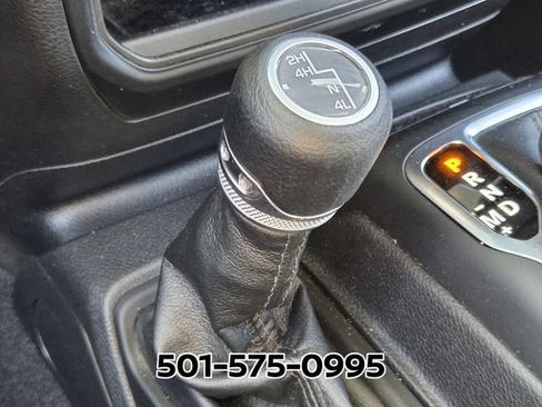 Used 2023 Jeep Gladiator Sport AWD/4WD image 31