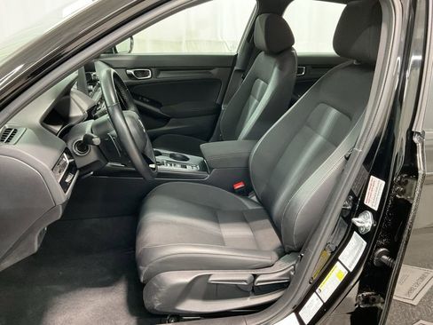 Used 2025 Honda Civic Sport image 19