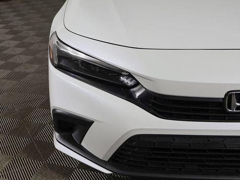 Used 2023 Honda Civic Sport image 10
