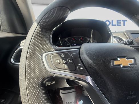 Used 2022 Chevrolet Equinox LT AWD/4WD image 19