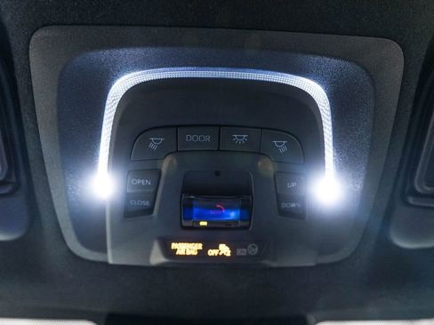 Certified 2023 Toyota Corolla SE w/ SE Premium Package FWD image 26