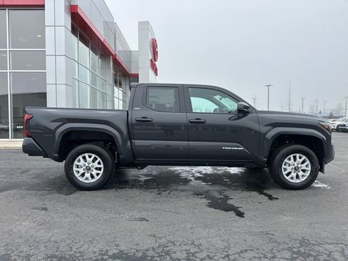 New 2026 Toyota Tacoma SR5 image 8