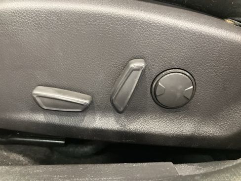 Used 2016 Ford Focus Titanium w/ Exterior Protection Package image 13