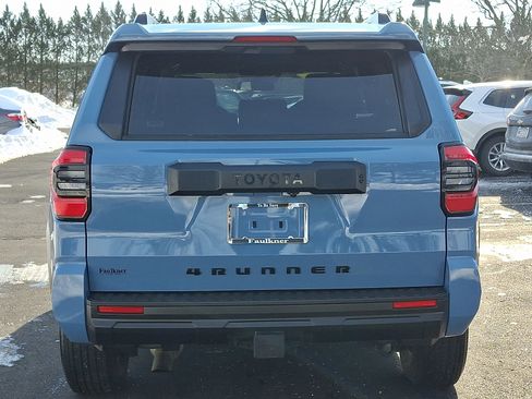 Used 2025 Toyota 4Runner SR5 image 5
