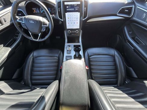Used 2024 Ford Edge SEL image 12