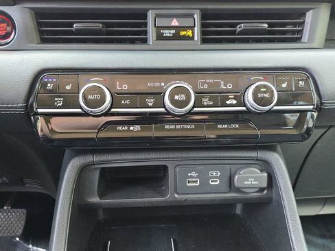 Used 2023 Honda Pilot Elite image 31