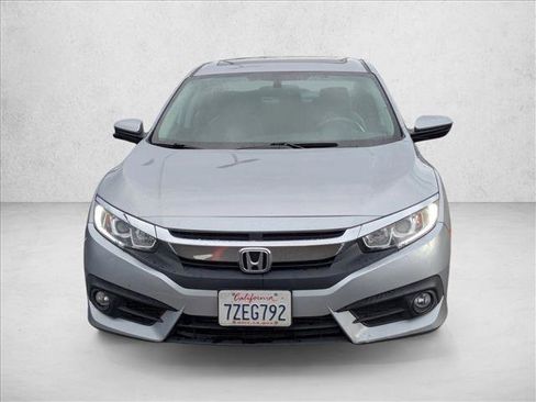 Used 2017 Honda Civic EX-L image 2