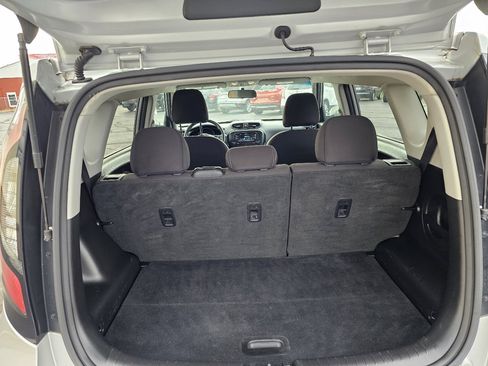 Used 2017 Kia Soul image 22