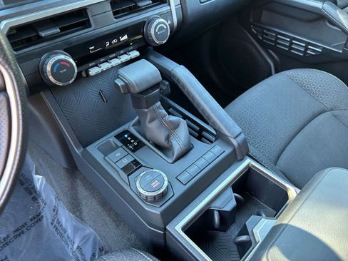 Used 2025 Toyota 4Runner SR5 image 41