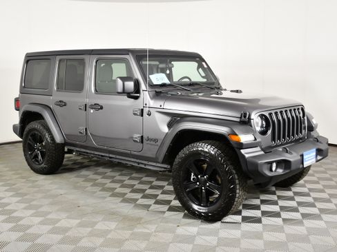Used 2021 Jeep Wrangler Unlimited Sport AWD/4WD image 4