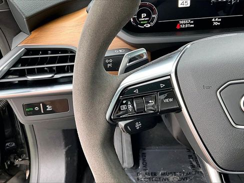 Certified 2023 Audi e-tron GT Premium Plus image 24