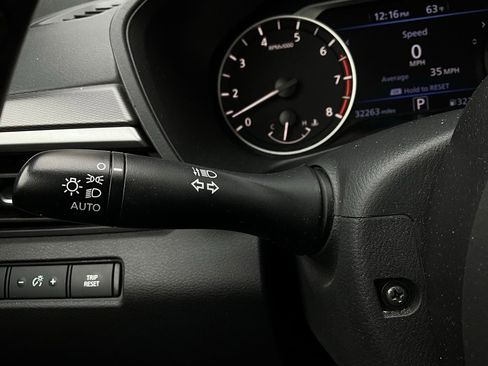 Used 2025 Nissan Altima 2.5 SR image 34