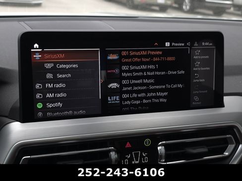 Used 2025 BMW X4 xDrive30i w/ Premium Package image 19