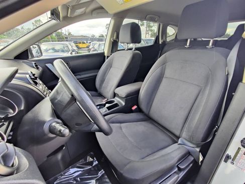 Used 2015 Nissan Rogue S w/ Convenience Package FWD image 6