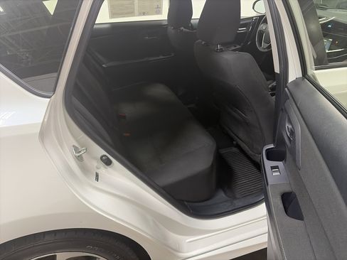 Used 2018 Toyota Corolla iM w/ All-Weather Mat Package image 28