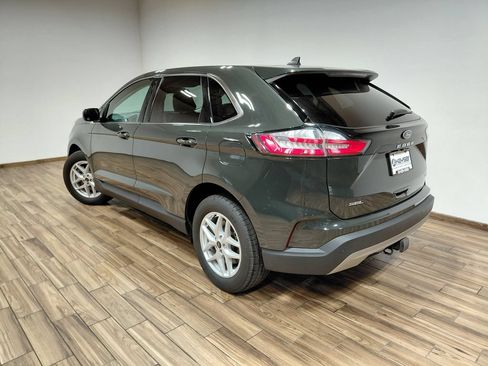 Used 2024 Ford Edge SEL w/ Convenience Package AWD/4WD image 18