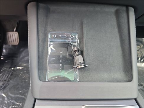 Used 2025 Tesla Model 3 Long Range RWD image 19