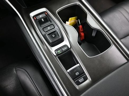 Used 2021 Honda Accord Touring image 31