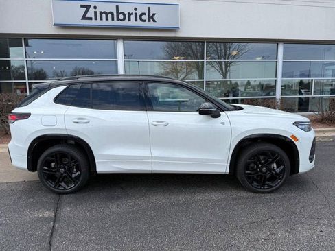 New 2026 Volkswagen Tiguan SE R-Line AWD/4WD image 2