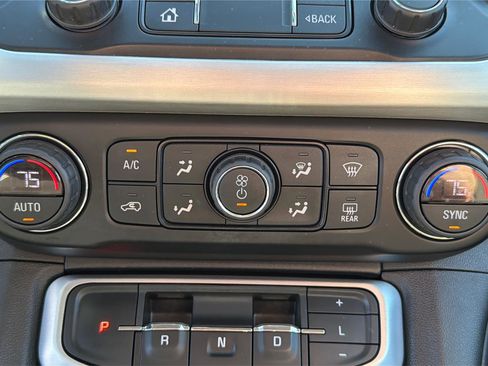 Used 2020 GMC Acadia SLE w/ Driver Convenience Package image 33