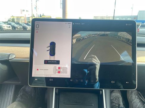Used 2018 Tesla Model 3 Long Range image 15