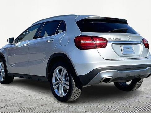 Used 2019 Mercedes-Benz GLA 250 w/ Convenience Package image 4