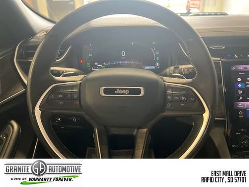 Used 2024 Jeep Grand Cherokee Limited 4xe AWD/4WD image 10