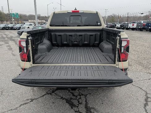 Used 2025 Ford Ranger Raptor image 4