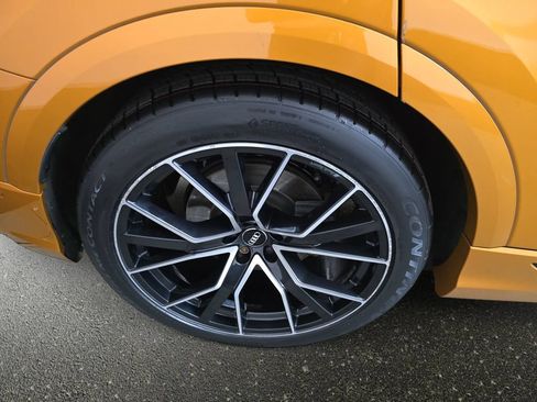 Used 2019 Audi Q8 Prestige AWD/4WD image 33