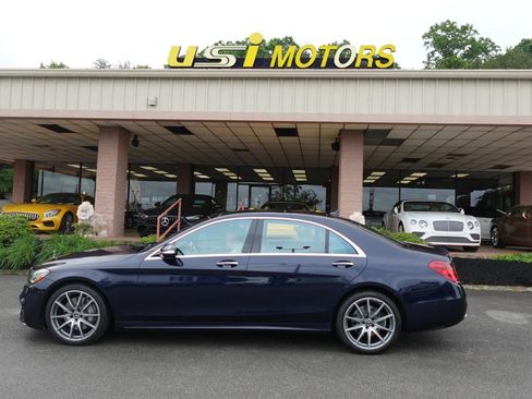 Used 2020 Mercedes-Benz S 560 Sedan image 4