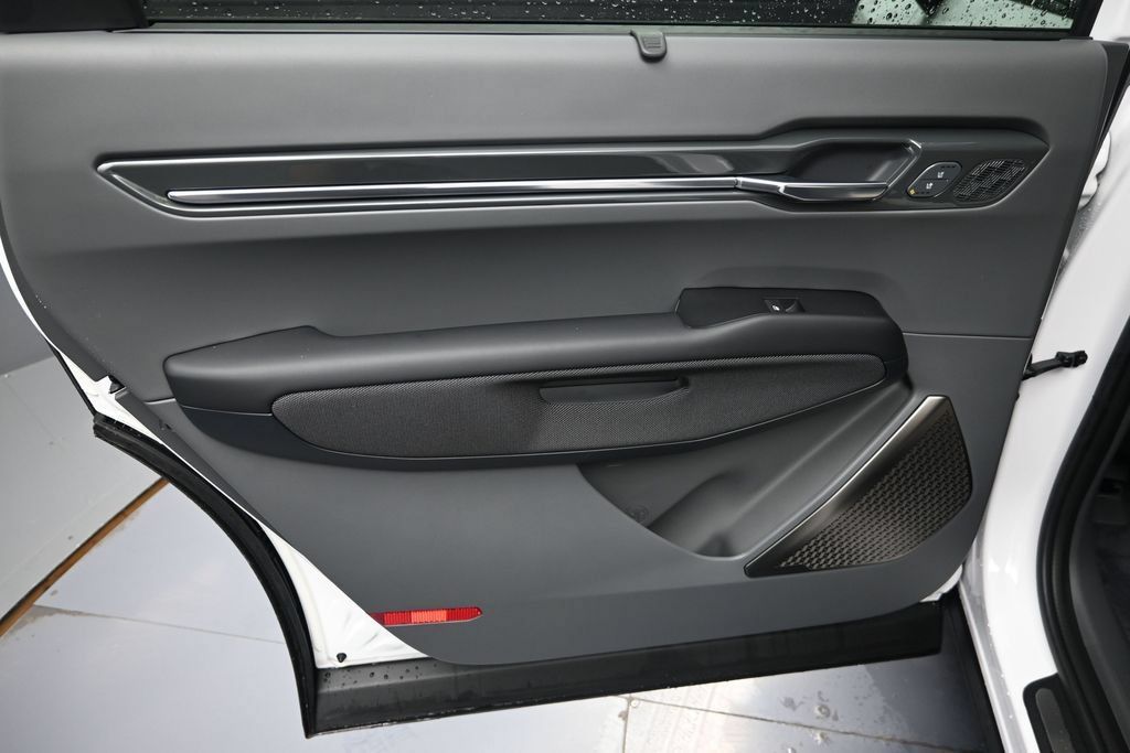 New 2026 Kia EV9 GT-Line AWD/4WD image 30