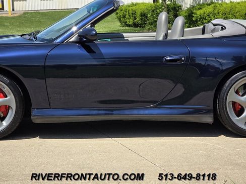 Used 2004 Porsche 911 Carrera RWD image 31