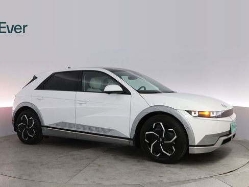 Used 2024 Hyundai Ioniq 5 Limited image 14