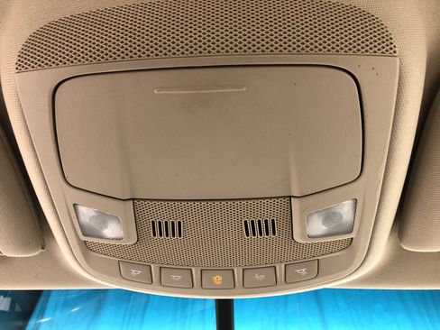 Used 2017 Lincoln MKZ Premiere image 17