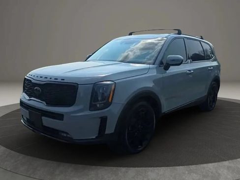 Used 2021 Kia Telluride SX w/ SX Prestige Package AWD/4WD image 3