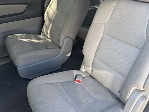 Used 2014 Honda Odyssey EX image 7