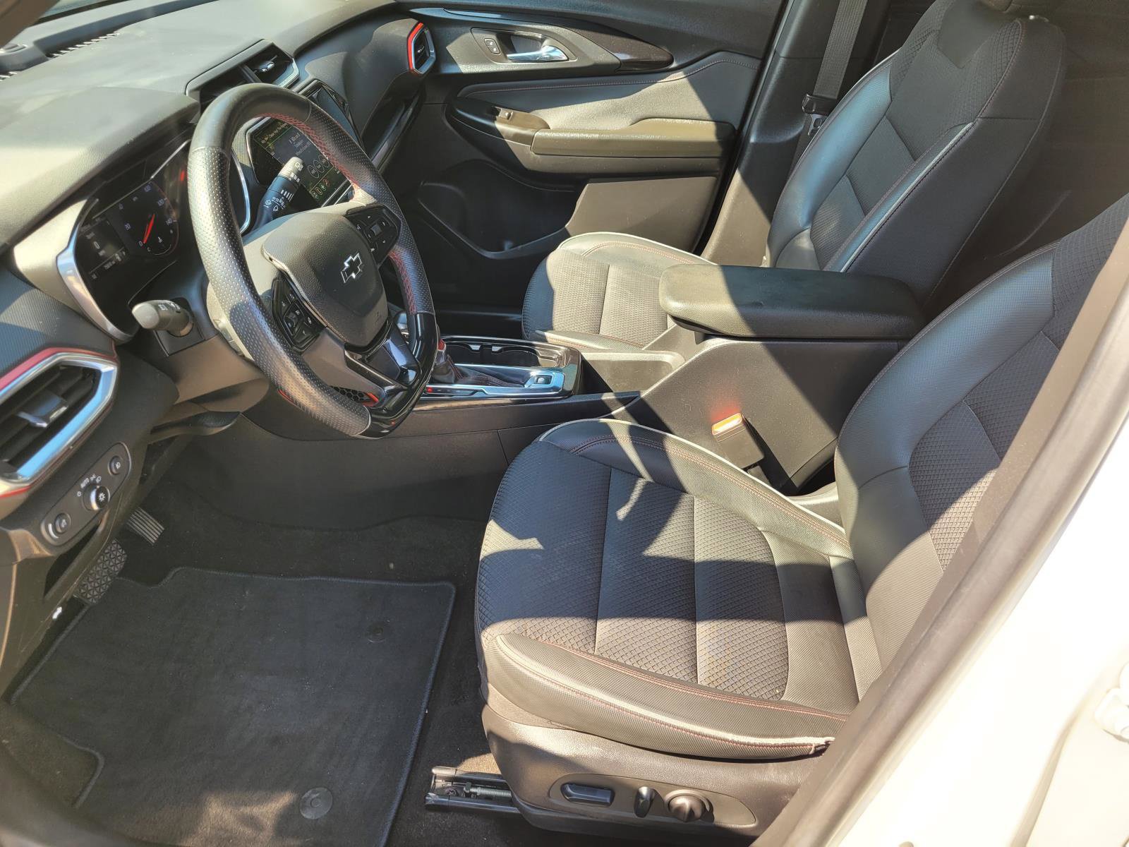 Used 2023 Chevrolet TrailBlazer RS w/ Convenience Package FWD image 22