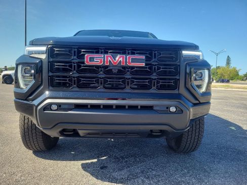 New 2026 GMC Canyon Elevation w/ Convenience Package RWD image 3