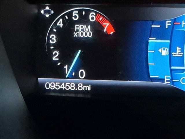 Used 2020 Ford Fusion SE FWD image 9