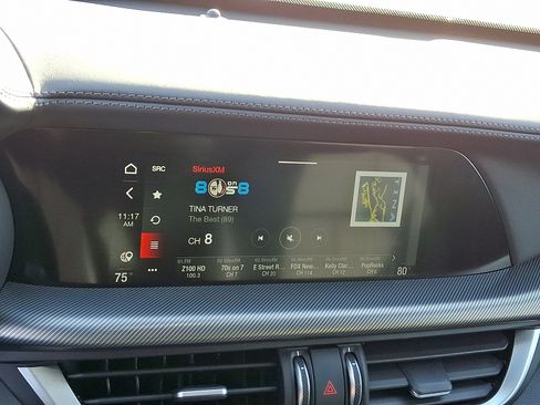 Used 2024 Alfa Romeo Stelvio Ti image 20