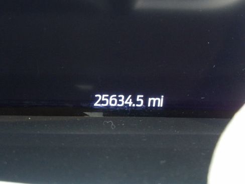 Used 2024 Ford F250 Platinum w/ FX4 Off-Road Package image 22