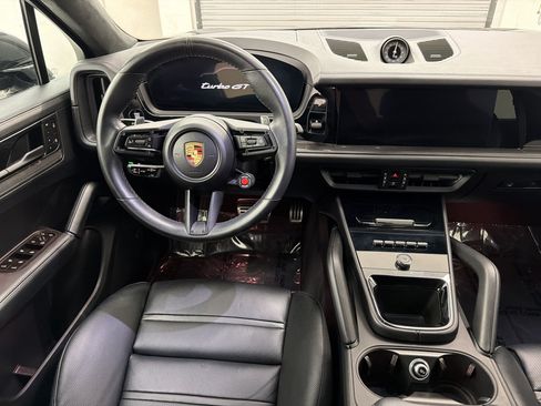 Certified 2024 Porsche Cayenne Turbo GT AWD/4WD image 28