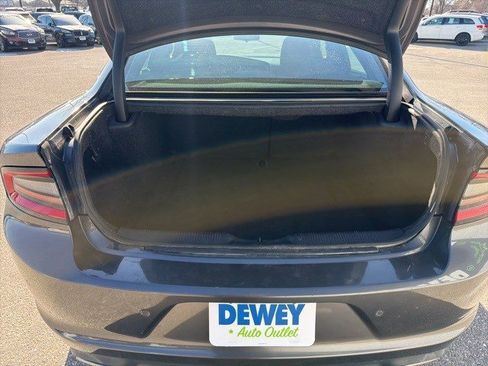 Used 2016 Dodge Charger SE w/ Popular Equipment Group image 13