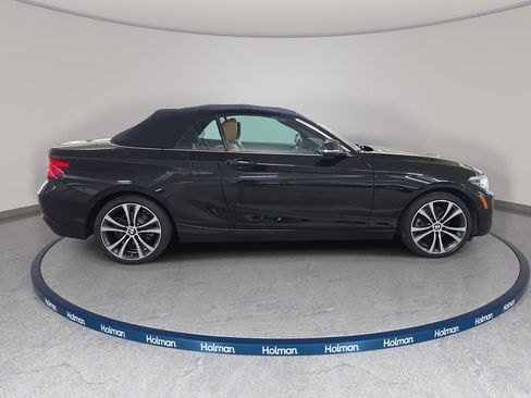 Used 2019 BMW 230i Convertible w/ Convenience Package RWD image 6